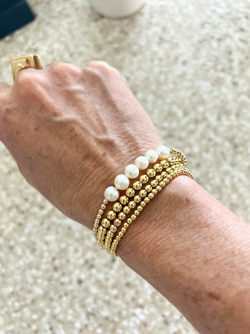 Gold Ball & Pearls Bracelet